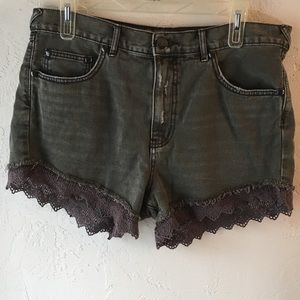 Free People Size 31 Green Distressed Shorts Lace